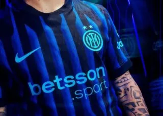 Eric Cantona avait bien fait fuiter le nouveau maillot de l'Inter Milan
